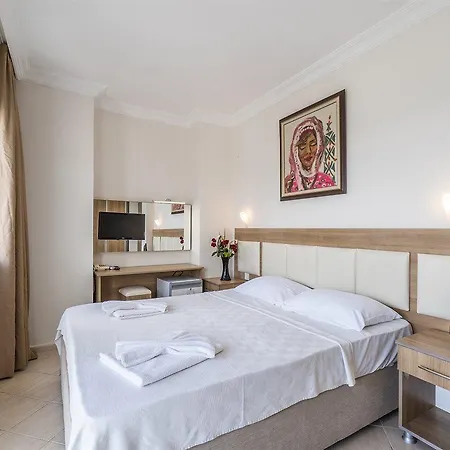 Royal Panacea Hotel 3*