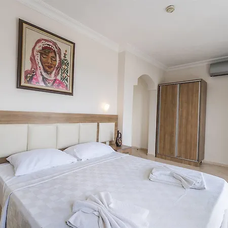 Royal Panacea Hotel 3*