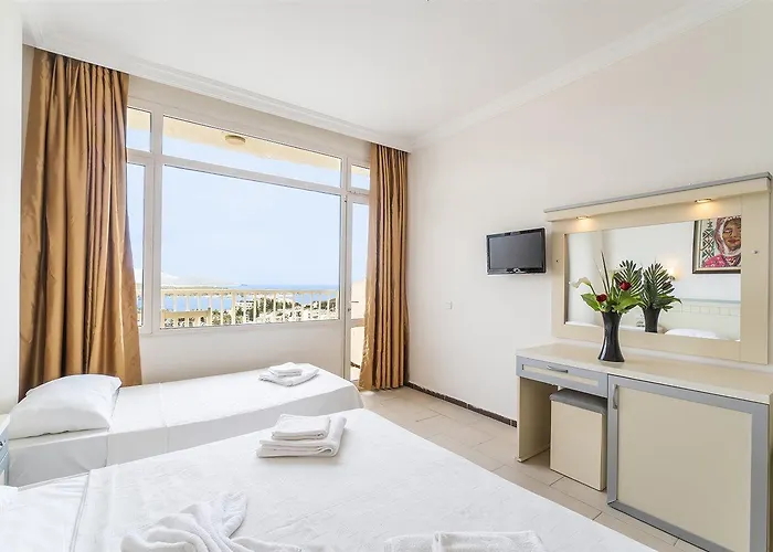 Royal Panacea Otel 3*