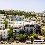 Royal Panacea Otel 3*